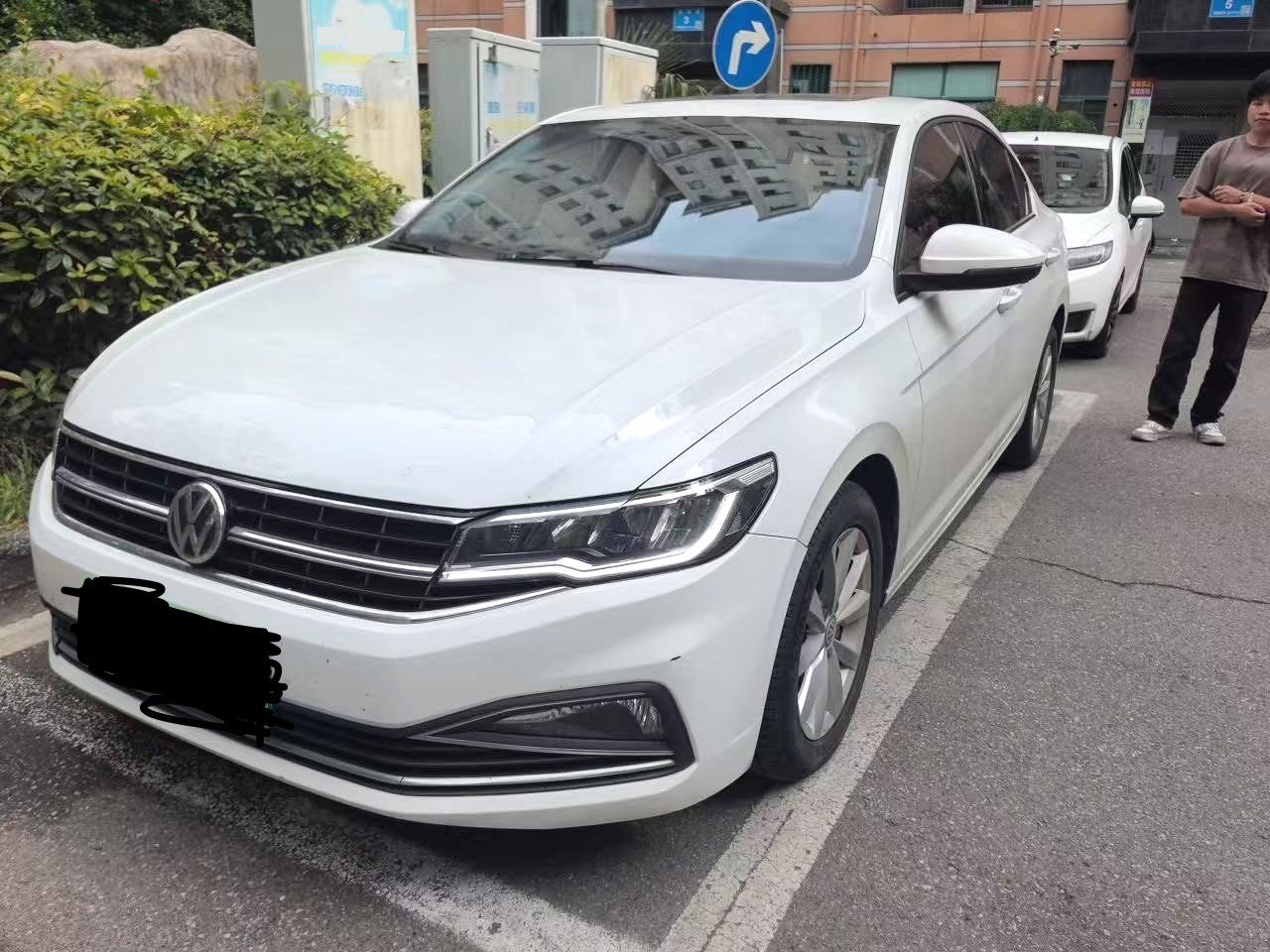2019 2019 car image