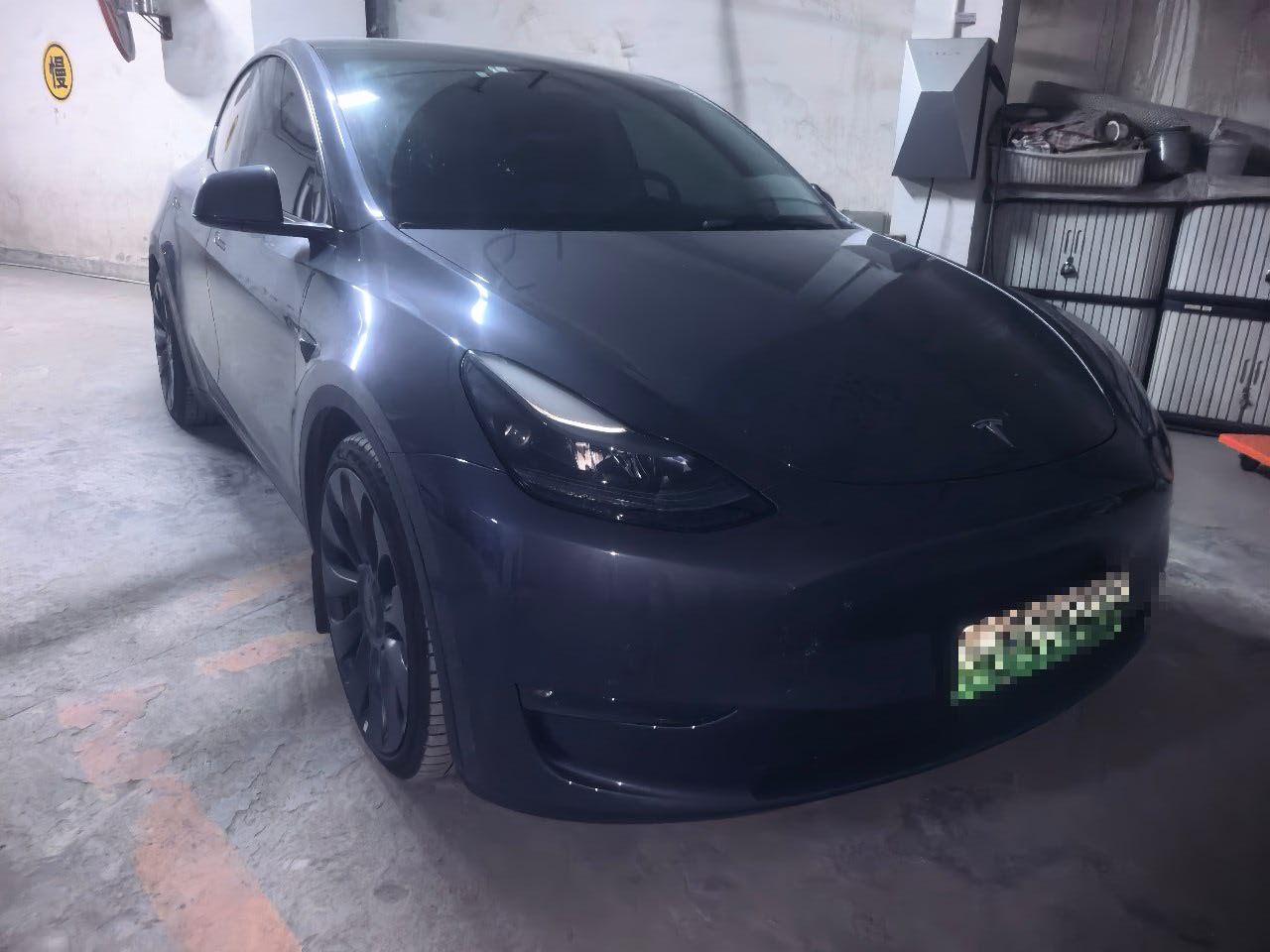 Tesla Model Y 2023 #2 Tesla Model Y 2023 car image #2