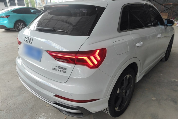 Audi Q3 2023 #7 Audi Q3 2023 car image #7