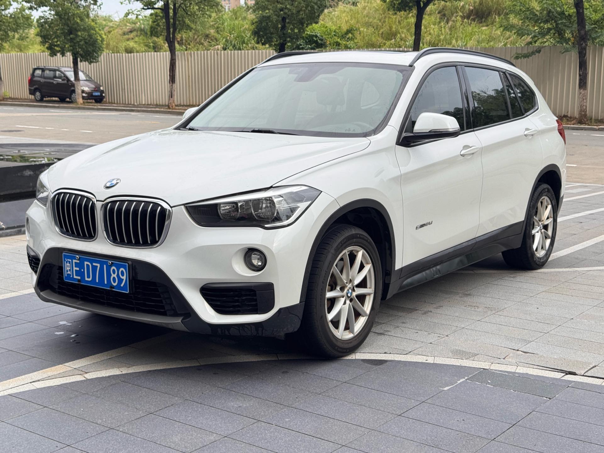 BMW X1 2018 car image 