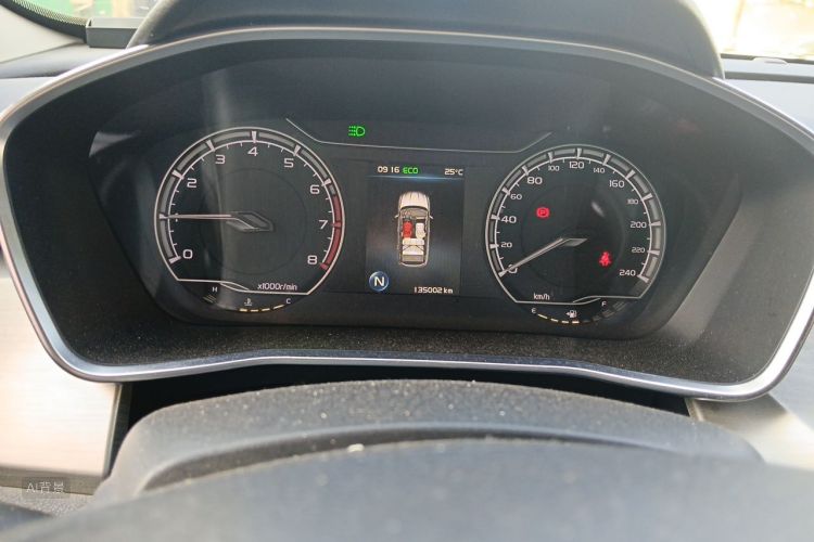 GEELY Coolray 2019 #13 GEELY Coolray 2019 изображение автомобиля #13