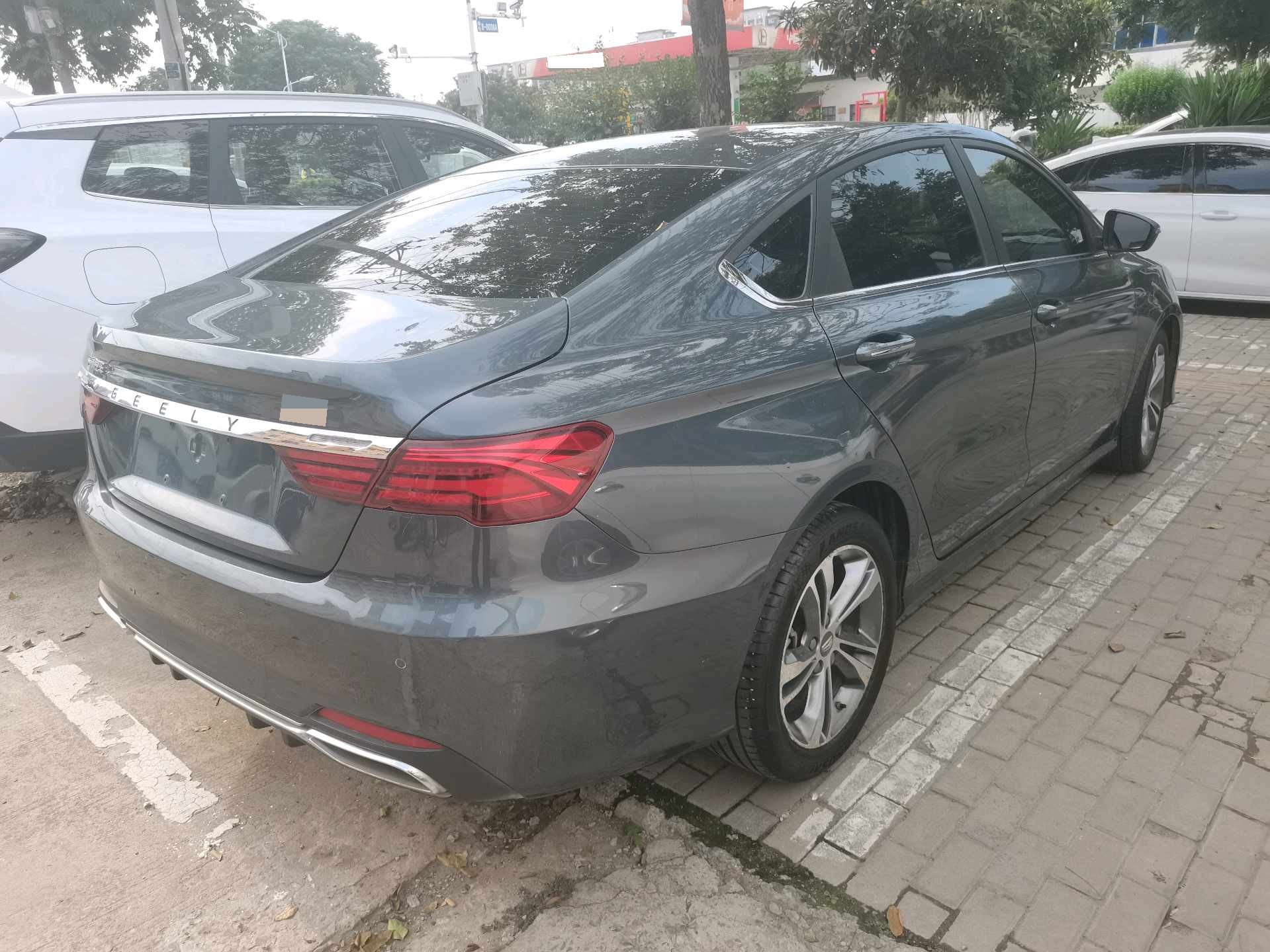 GEELY Binray 2018 car image #2