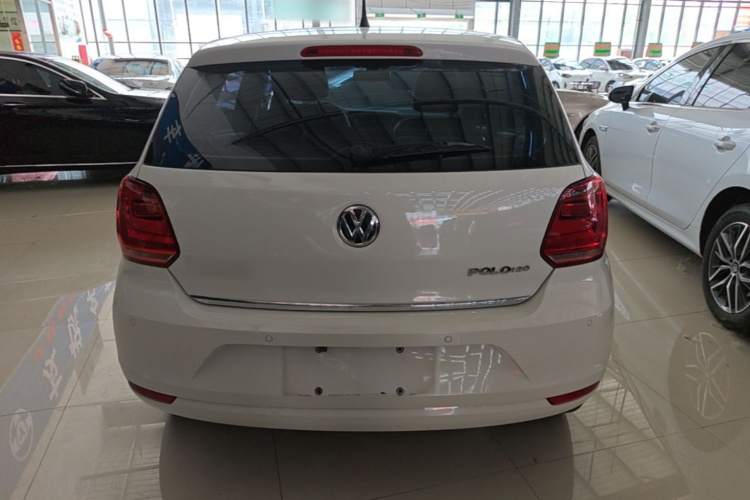 Volkswagen Polo 2018 car image #6