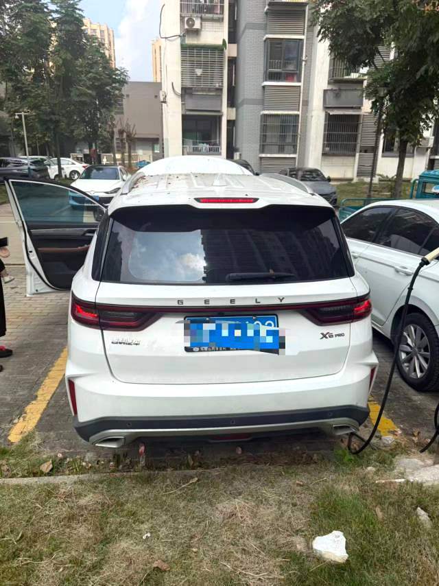GEELY Vision X6 2022 #3 GEELY Vision X6 2022 изображение автомобиля #3