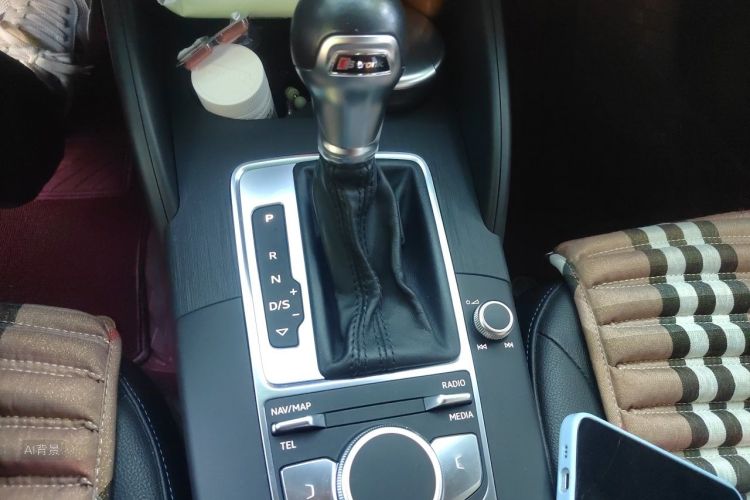 Audi A3 2019 imagen de coche #16