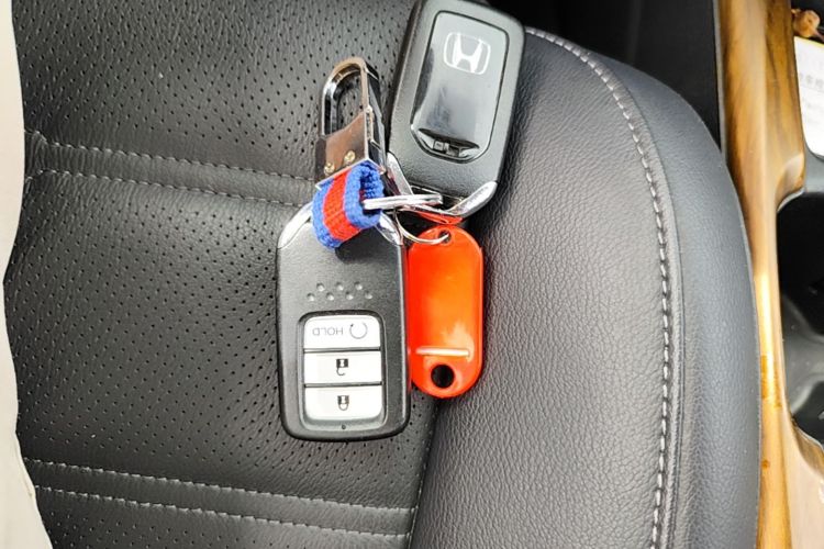Honda CR-V 2019 car image #10