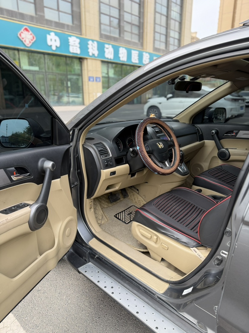 Honda CR-V 2010 car image #4