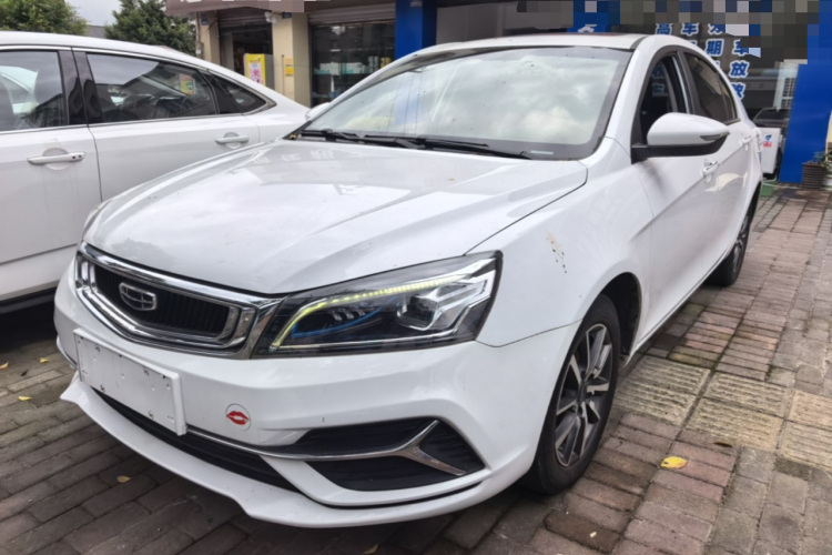 GEELY Emgrand 2019 car image #2