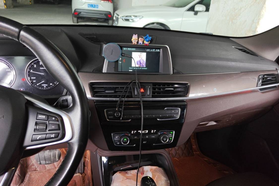 BMW X1 2018 imagen de coche #26