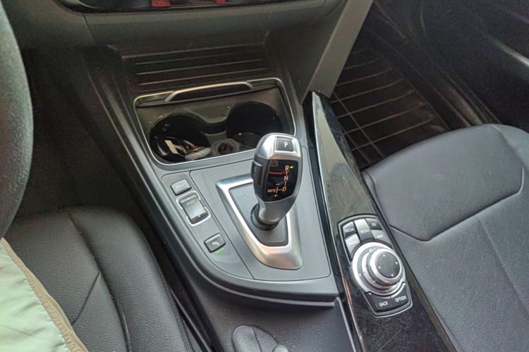 BMW 3 Series 2016 #14 BMW 3 Series 2016 car image #14