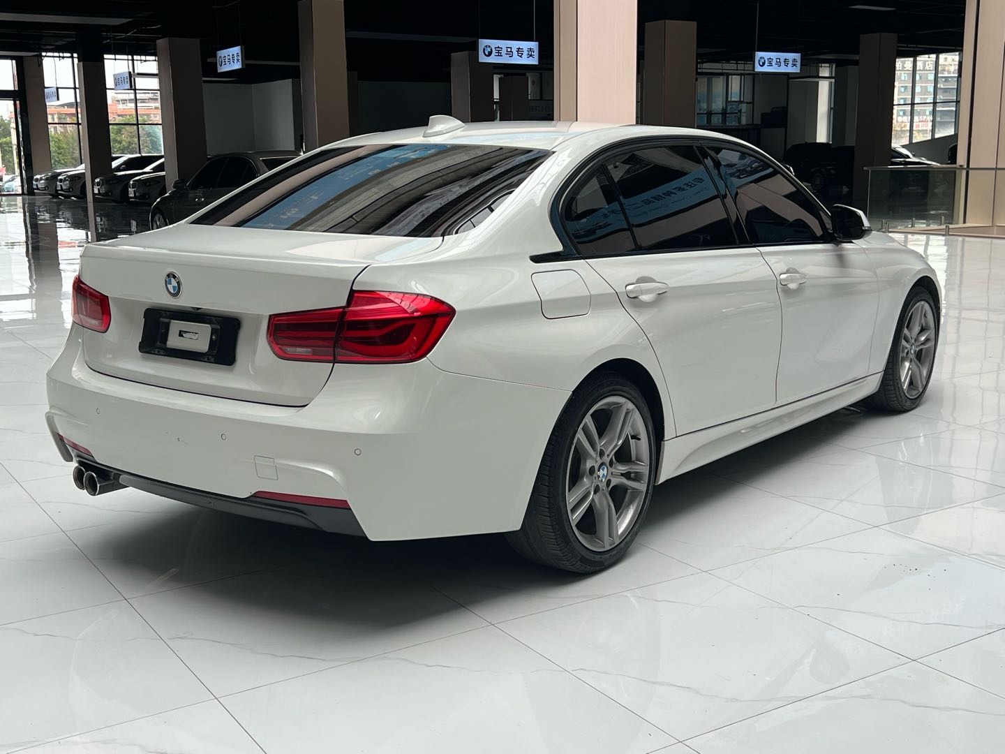 BMW 3 Series 2018 #9 BMW 3 Series 2018 image de voiture #9