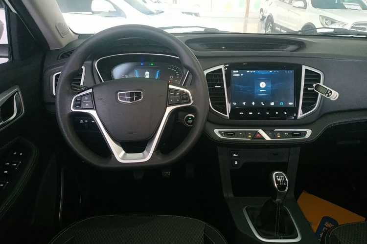 GEELY Vision X6 2020 car image #11
