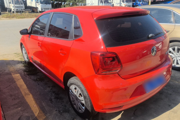 Volkswagen Polo 2019 car image #5