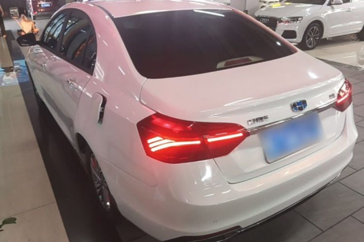 GEELY Emgrand 2018 #7 GEELY Emgrand 2018 car image #7