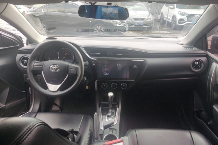 Toyota Corolla 2018 #11 Toyota Corolla 2018 car image #11