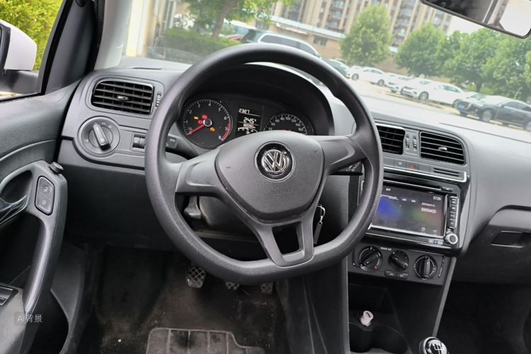 Volkswagen Polo 2016 #12 Volkswagen Polo 2016 car image #12