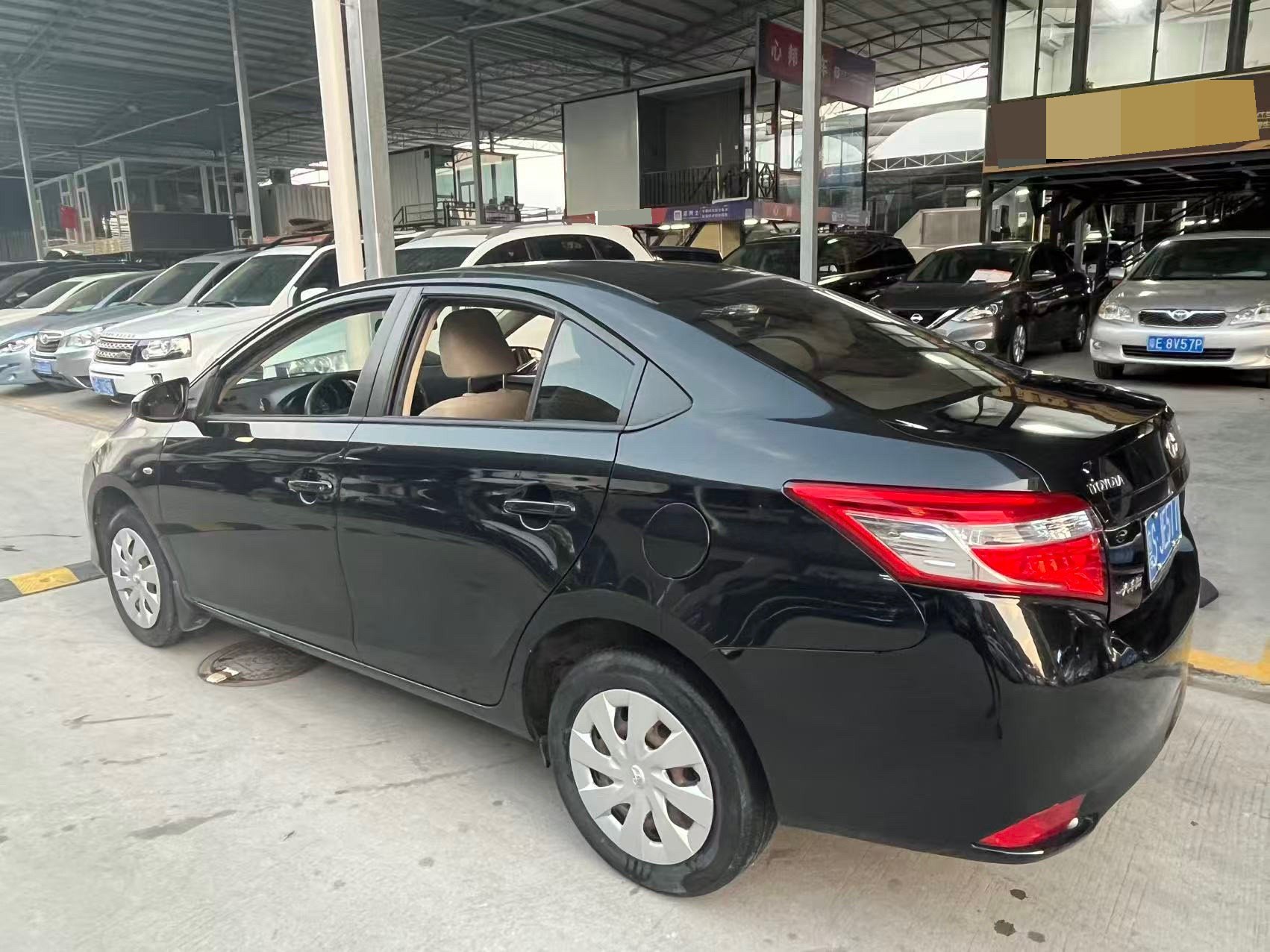 Toyota Vios 2015 car image #8