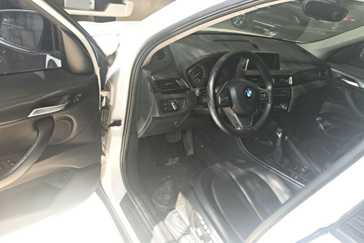 BMW X1 2017 immagine di auto #16