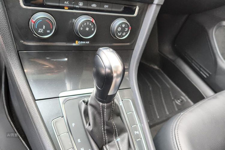 Volkswagen Golf 2017 #16 Volkswagen Golf 2017 car image #16