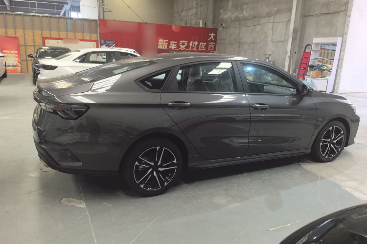 吉利汽车 缤瑞 2025 汽车图片 #6