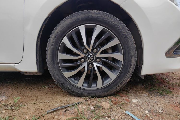 Toyota Corolla 2018 car image #9