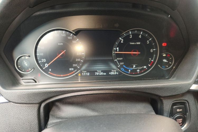 BMW 3 Series 2018 car image #8