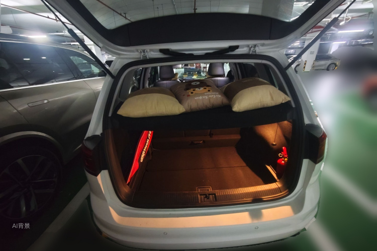 Volkswagen Golf 2017 car image #21