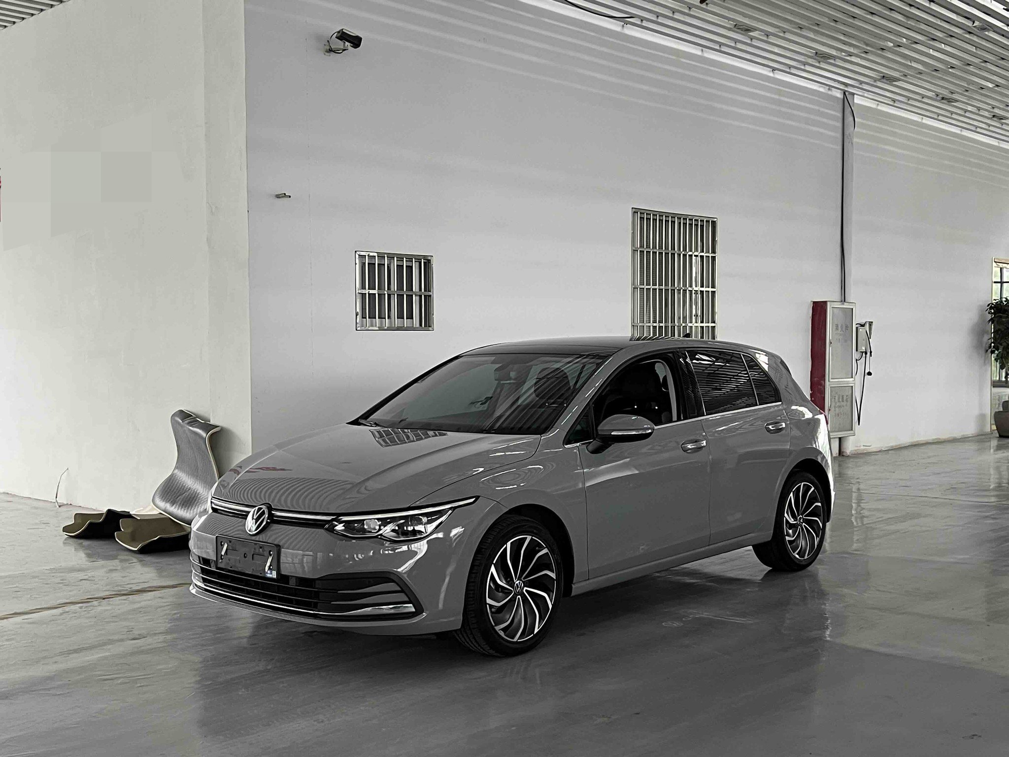 Volkswagen Golf 2022 car image 