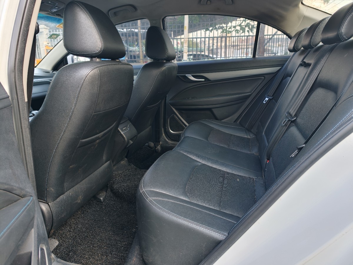 GEELY Emgrand New Energy 2018 #9 GEELY Emgrand New Energy 2018 car image #9