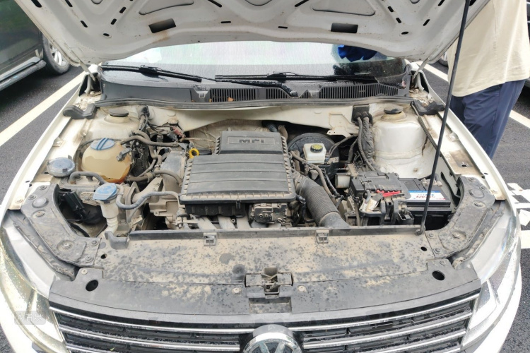 Volkswagen Lavida 2018 car image #22