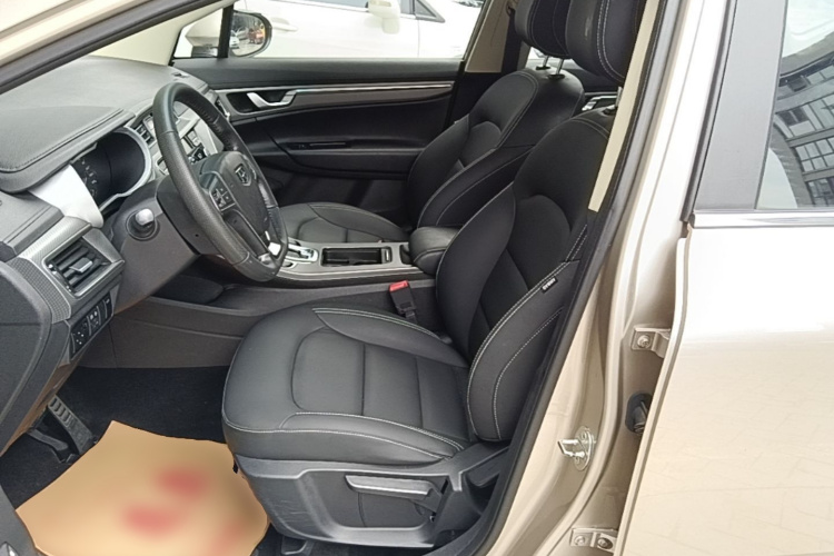 GEELY Emgrand GS 2017 car image #15