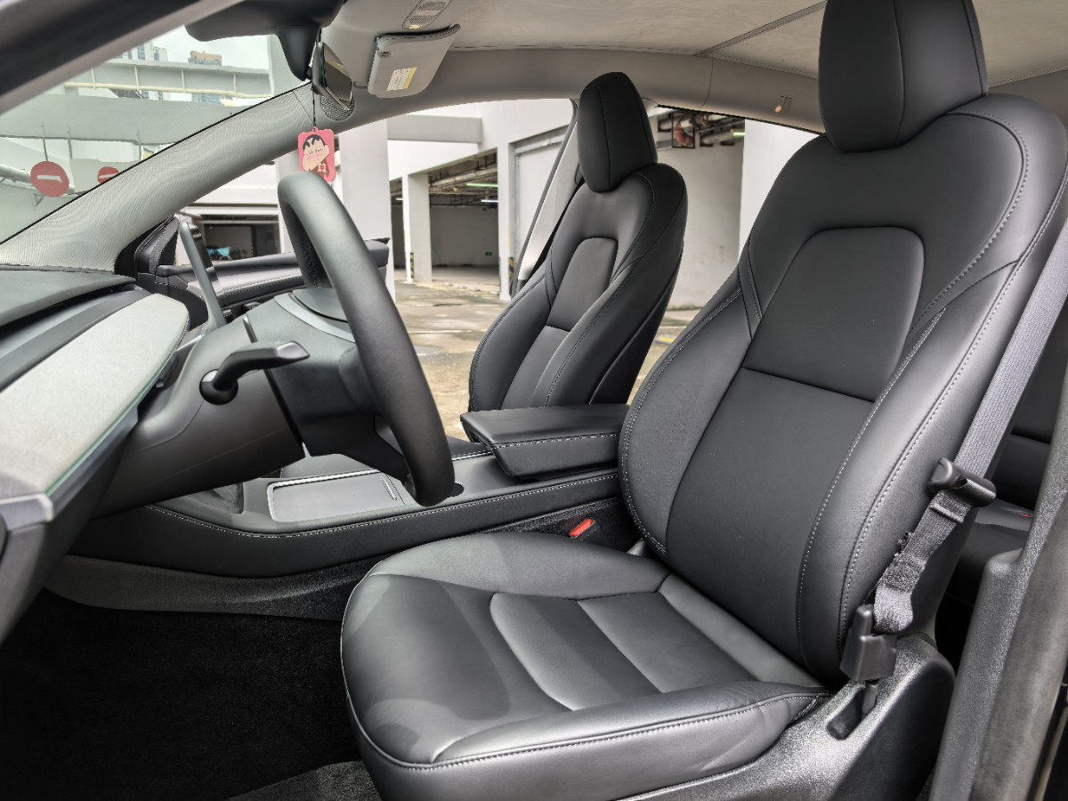 Tesla Model Y 2023 car image #5