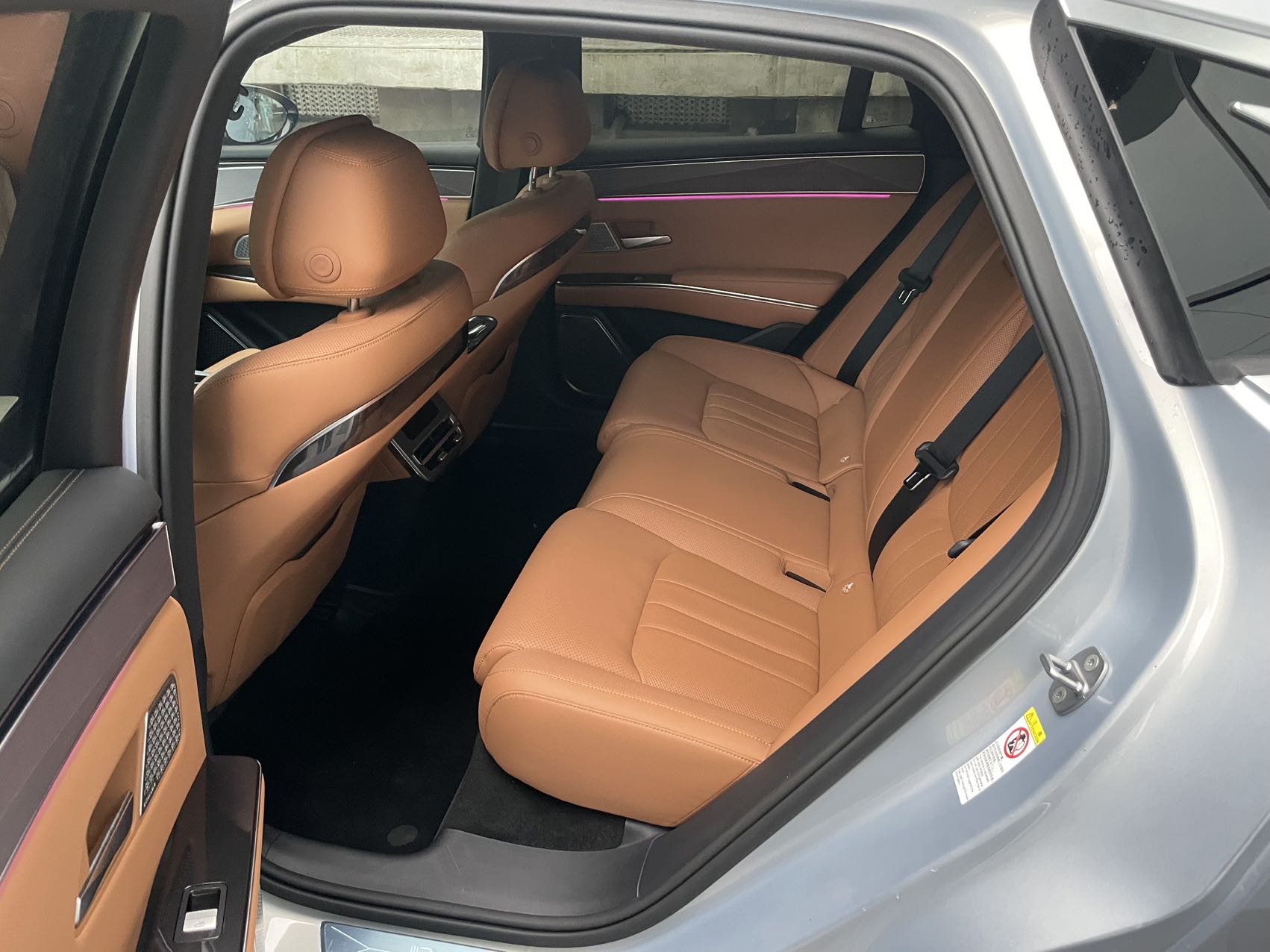 BYD HanL 2025 car image #4