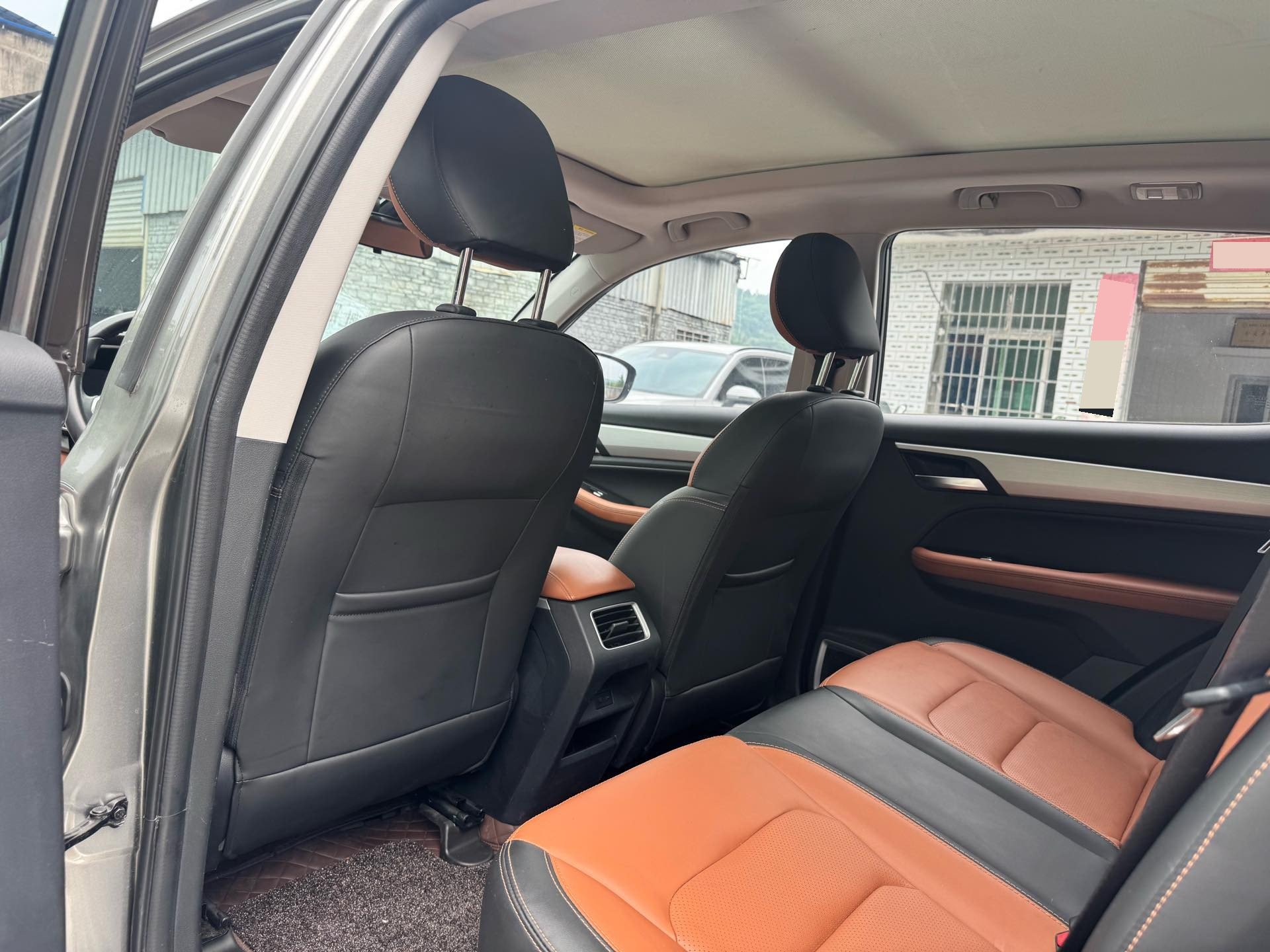 GEELY Vision X6 2021 car image #7