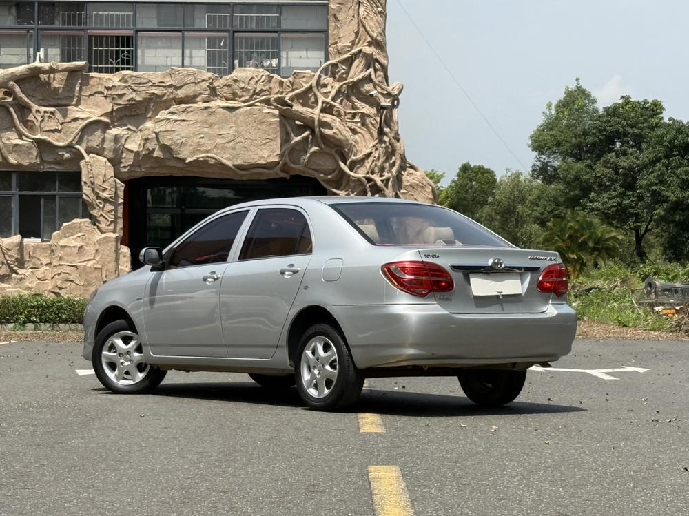 Toyota Corolla (Classic) 2015 #4 Toyota Corolla (Classic) 2015 immagine di auto #4