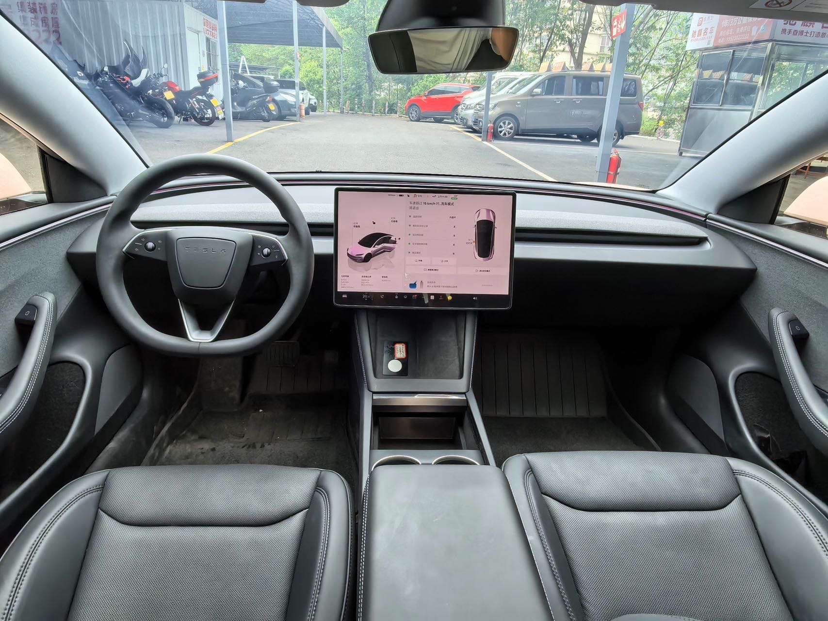 Tesla Model 3 2025 car image #6
