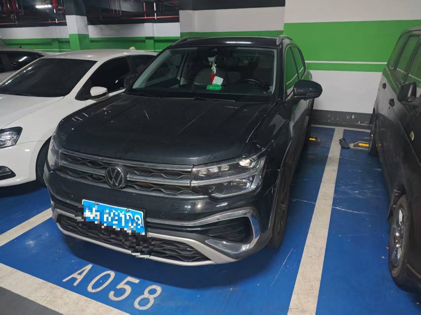 2024 immagine di auto 