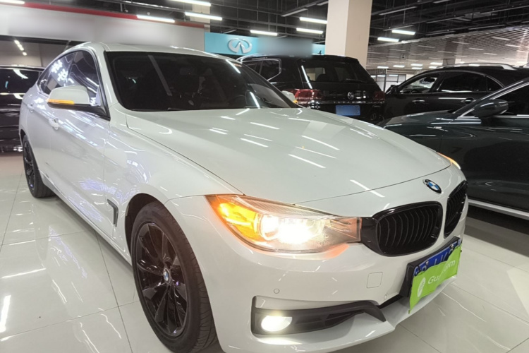 BMW 3 Series GT 2019 #4 BMW 3 Series GT 2019 car image #4