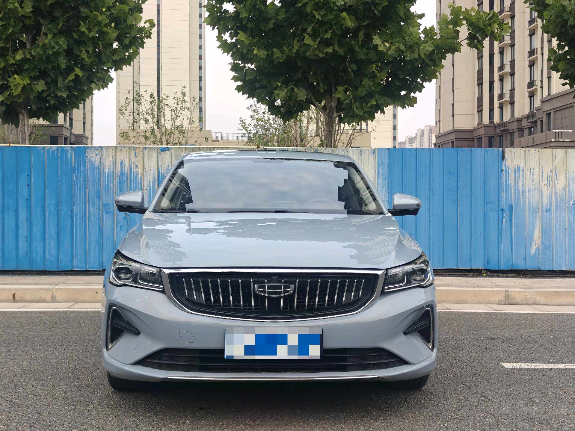 GEELY Emgrand 2023 image de voiture #2