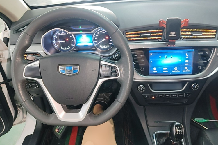 GEELY Emgrand 2018 car image #10
