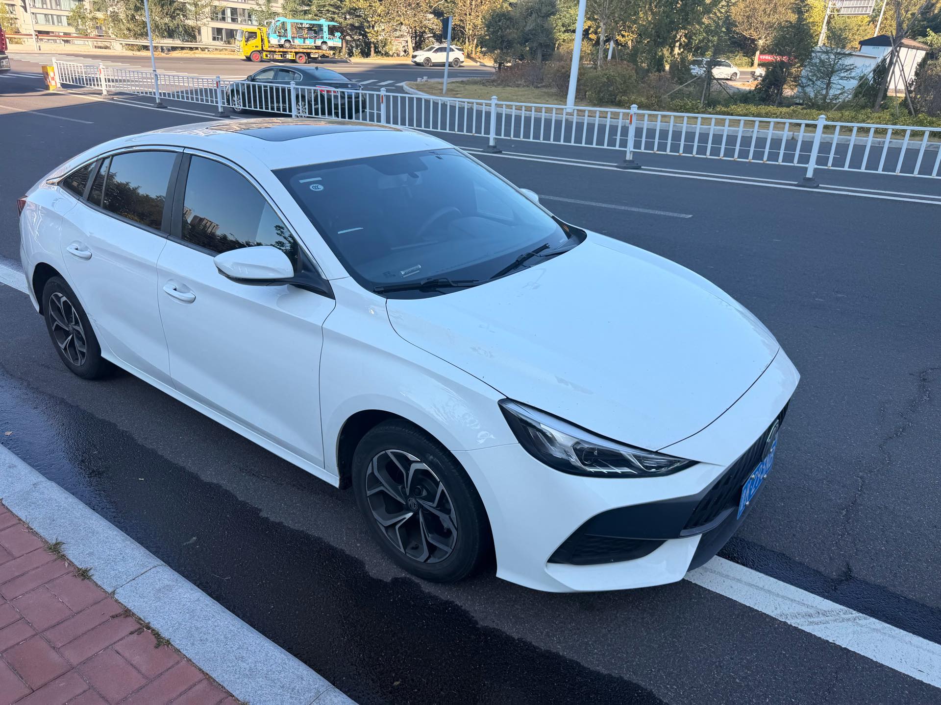 MG 5 2024 car image #2