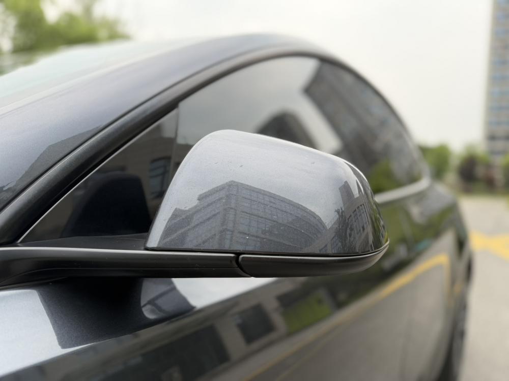 Tesla Model Y 2024 car image #10