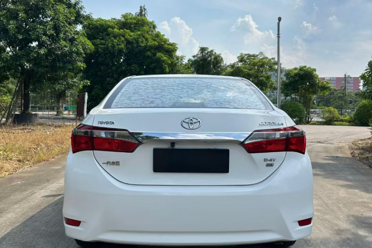 Toyota Corolla 2017 #6 Toyota Corolla 2017 car image #6