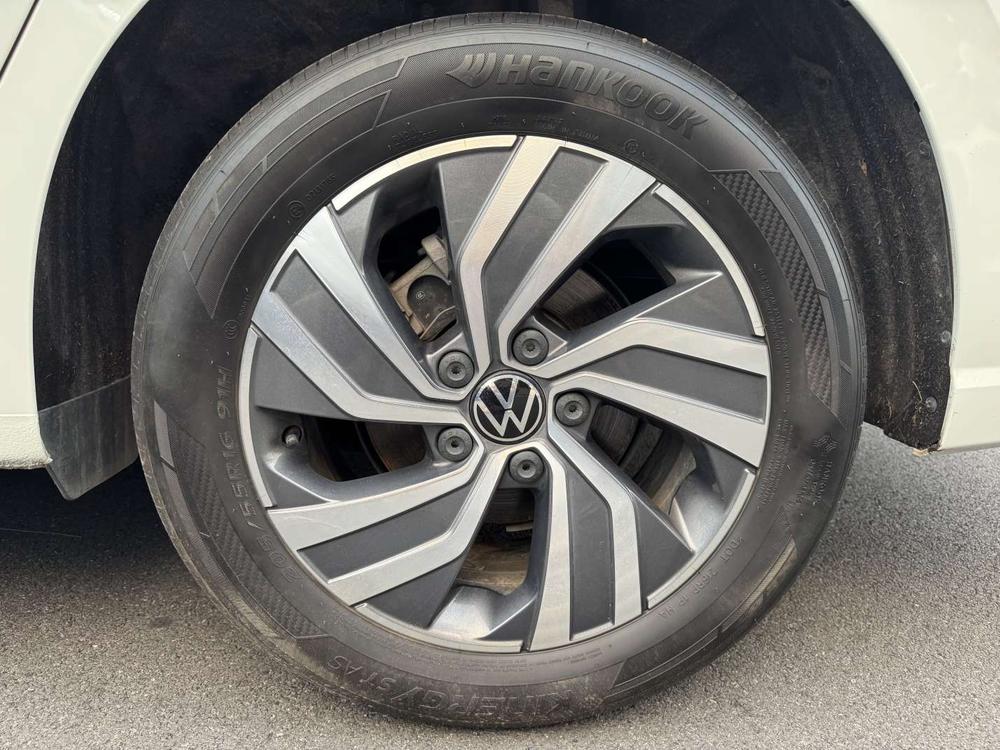 Volkswagen Bora 2024 car image #9