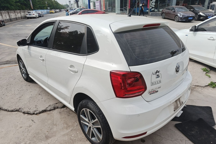 Volkswagen Polo 2017 #5 Volkswagen Polo 2017 car image #5