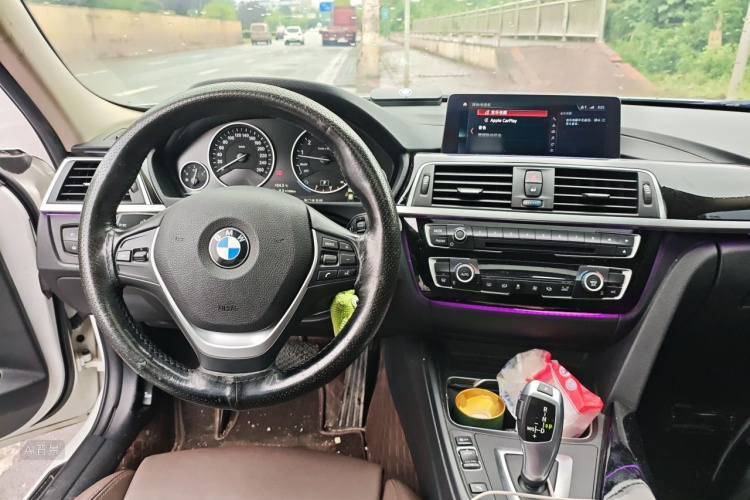 BMW 3 Series 2019 #12 BMW 3 Series 2019 car image #12