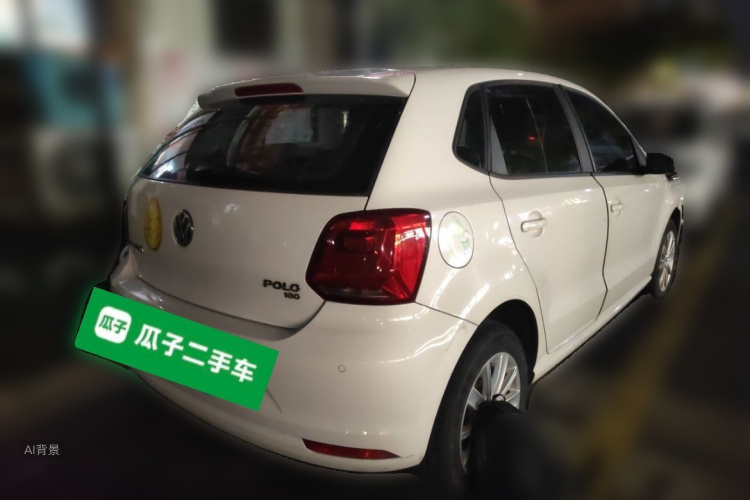 Volkswagen Polo 2015 car image #7