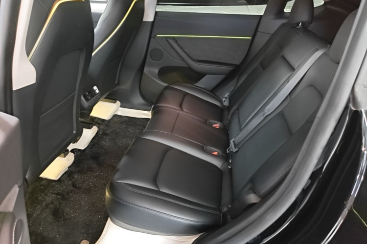 Tesla Model Y 2023 #17 Tesla Model Y 2023 car image #17