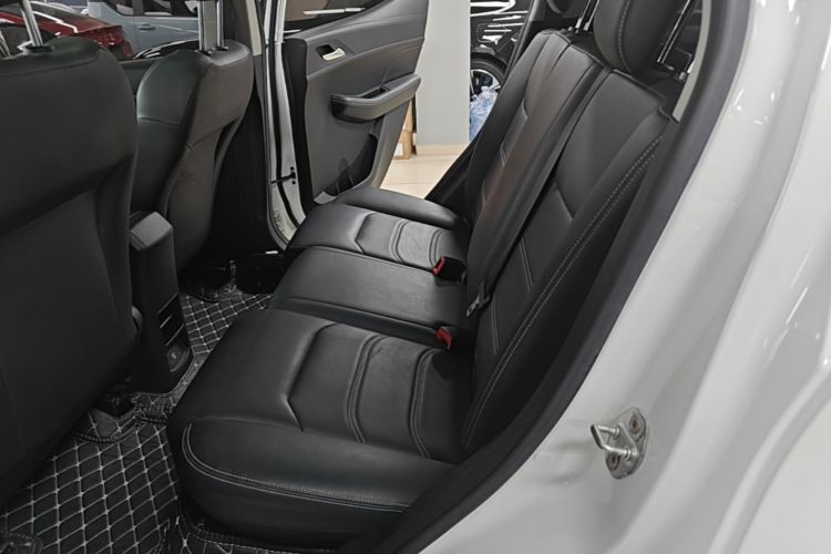 BYD Yuan New Energy 2020 #17 BYD Yuan New Energy 2020 car image #17