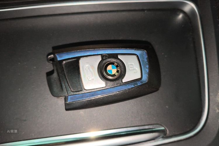BMW 3 Series 2018 #10 BMW 3 Series 2018 car image #10